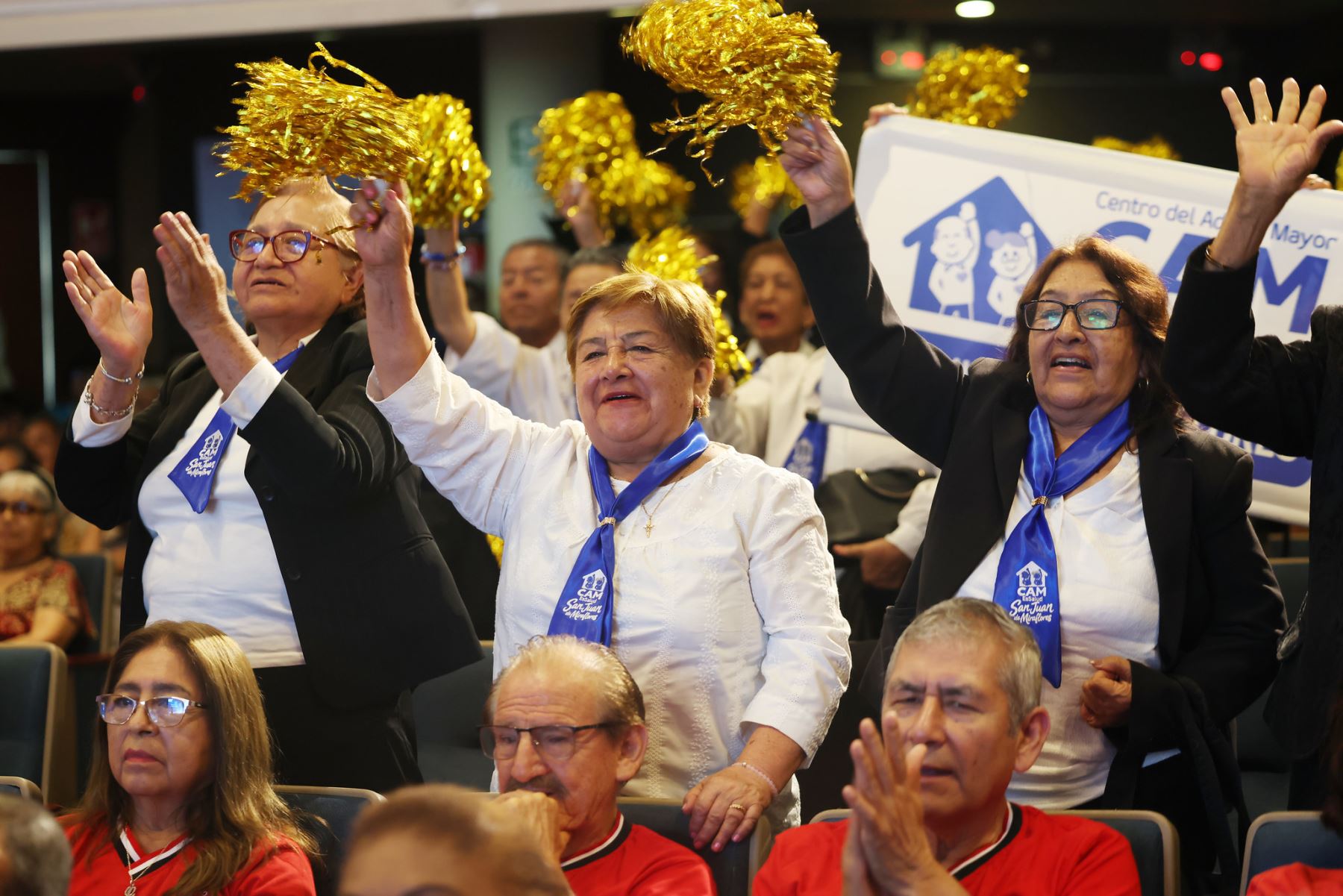 Detrás de la canción El papa es peruano está Pedro Tafur Romero, profesor de los talleres de peña y coro del CAM Rímac, quien encontró la inspiración el mismo día en que se anunció la elección de León XIV como nuevo pontífice. Foto:ANDINA/EsSalud