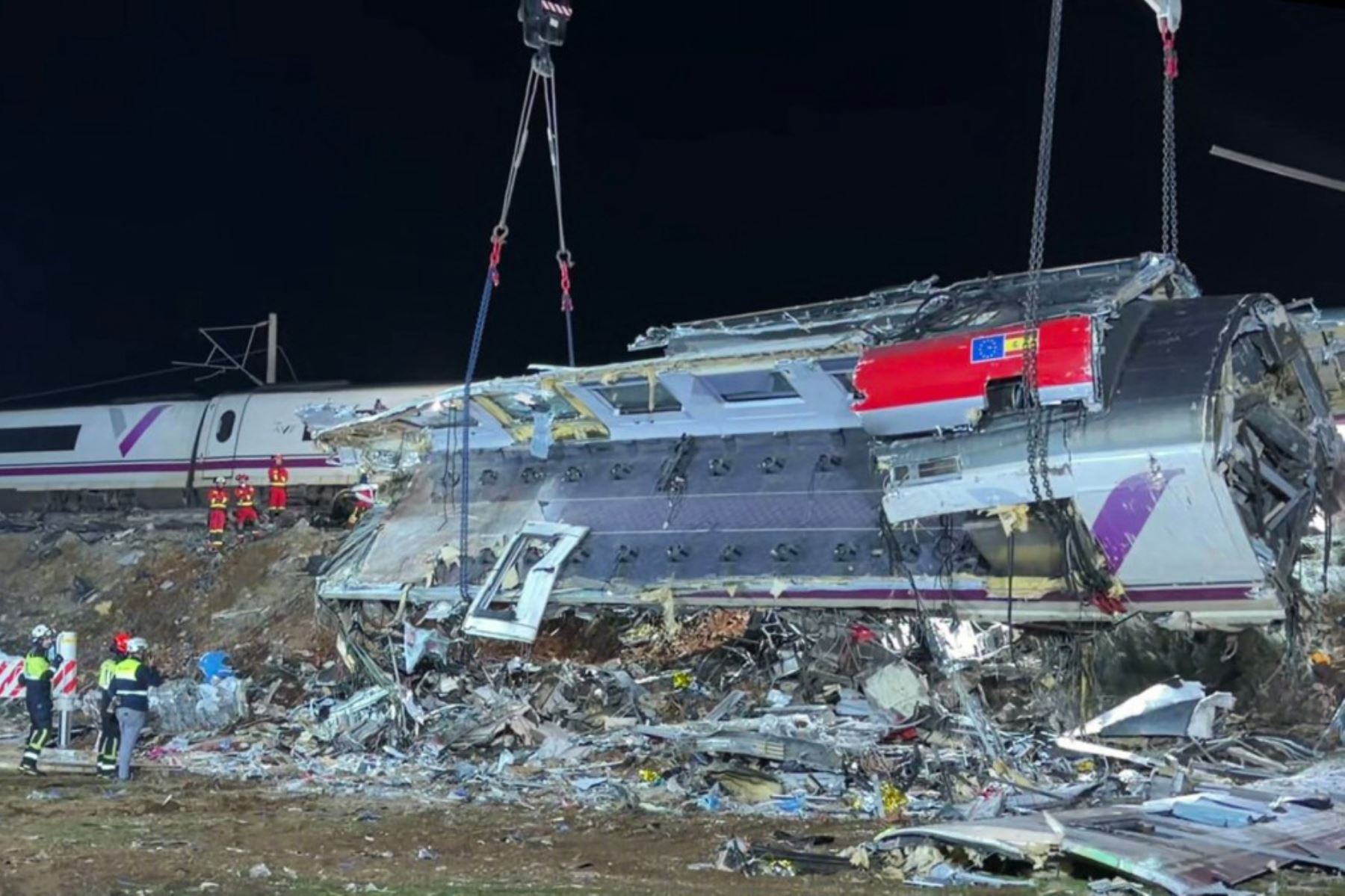 La colisión de trenes de alta velocidad al sur de Madrid causó 69 muertos y decenas de heridos, según las autoridades, en uno de los desastres más mortíferos de este tipo en Europa en lo que va de siglo. Foto: AFP