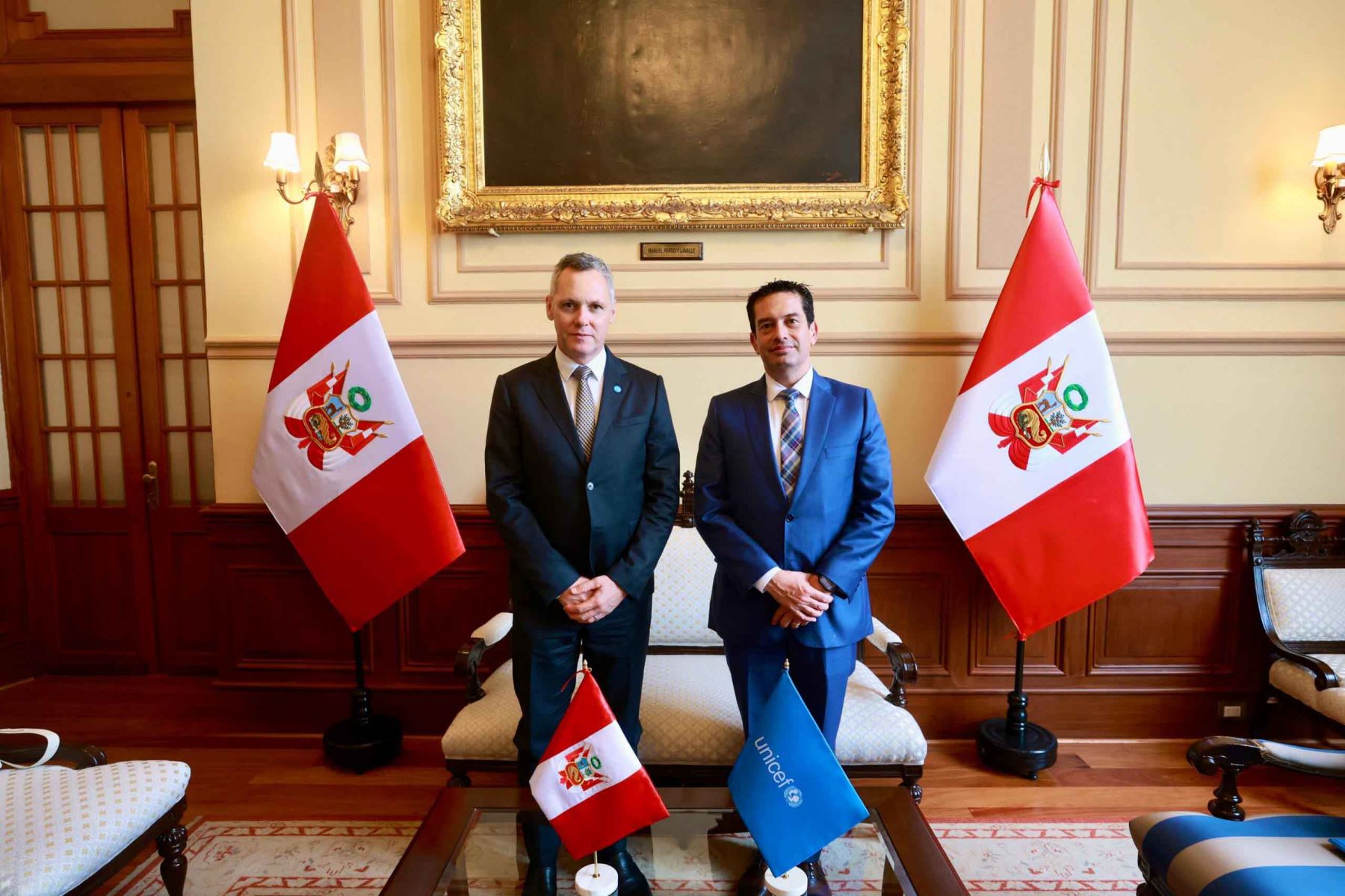 Titular del Congreso y director regional de Unicef fortalecen acciones a favor de la niñez