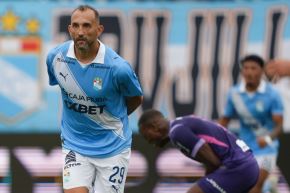 Hernán Barcos anotó un gol en el triunfo de Sporting Cristal por 3-2 ante Alianza Lima. Foto: Liga1. 