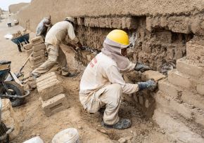 La Dirección de Cultura de La Libertad ejecuta acciones de conservación preventiva en Chan Chan y realiza también trabajos de mantenimiento para reducir los riesgos que podrán causar las lluvias intensas asociadas al fenómeno El Niño. ANDINA/Difusión