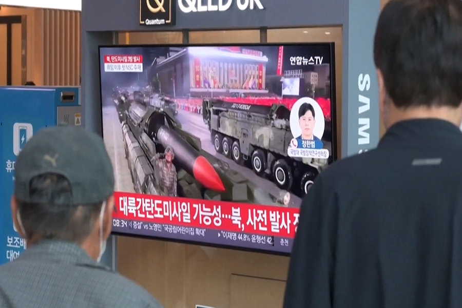 Corea del Norte dispara un presunto misil intercontinental