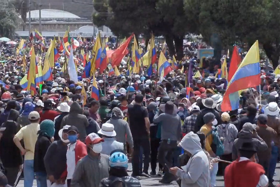 Se agudizan las protestas de indígenas ecuatorianos contra el Gobierno