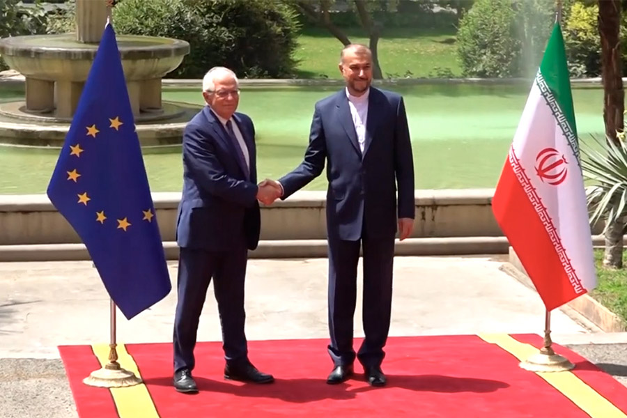 Irán y UE acuerdan reanudar conversaciones sobre el tema nuclear