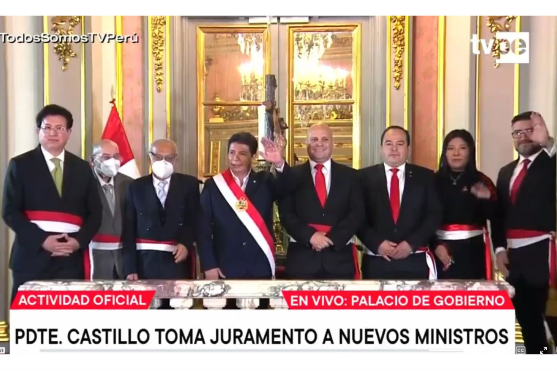 Presidente Pedro Castillo toma juramento a seis ministros de Estado