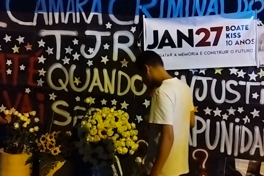Brasil: familias piden justicia en décimo aniversario de incendio mortal en discoteca
