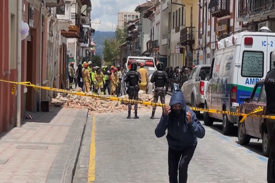 Muertos y daños deja sismo que sacudió Ecuador y Perú