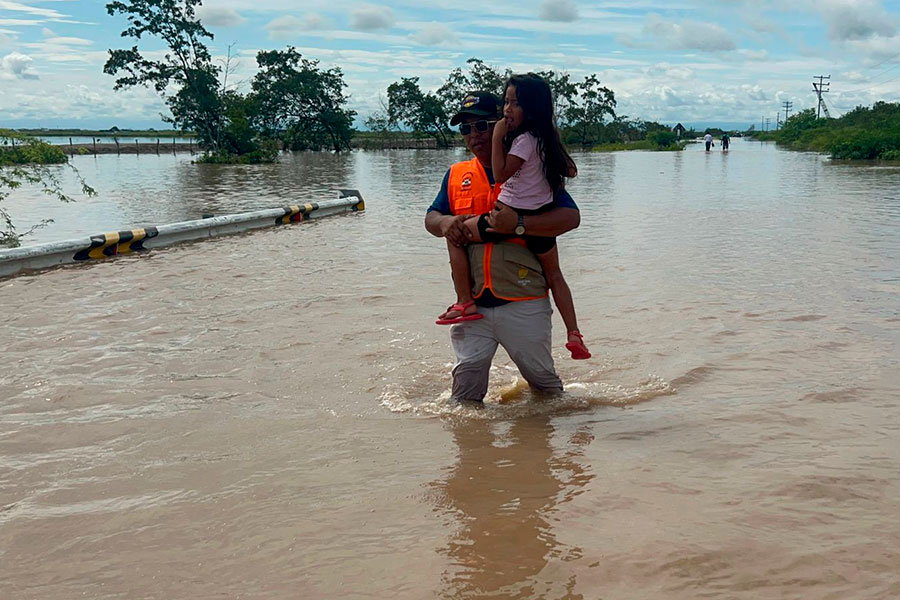 Tumbes: lluvia activa quebrada y aisla poblado El Bendito