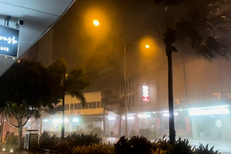 Un fuerte ciclón amenaza la costa este de Australia