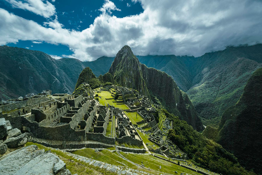 Andina en regiones: autoridades buscan soluciones ante bloqueo de vía Ollantaytambo-Machu Picchu