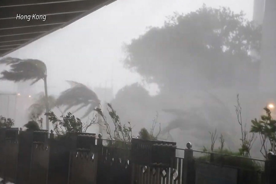Supertifón Ragasa tocó tierra en el sur de China continental
