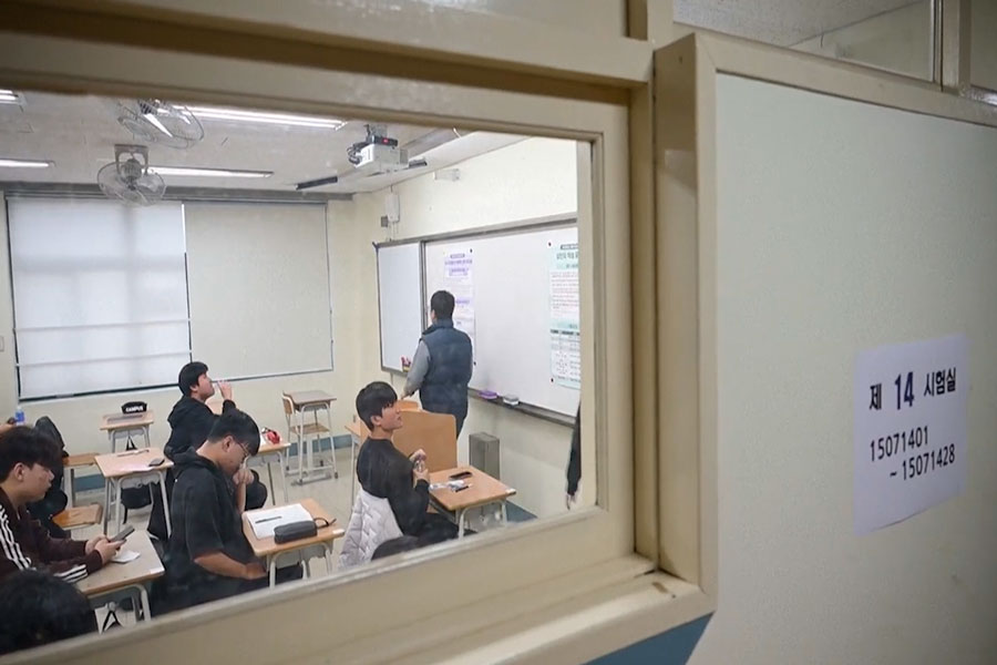 Corea del Sur suspende vuelos por exámenes de ingreso a la universidad