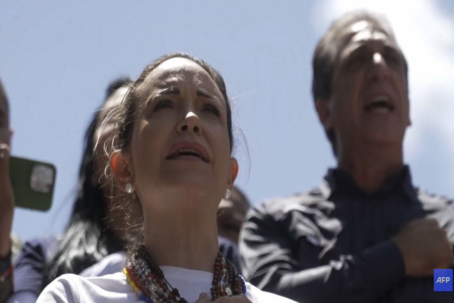 Corina Machado viaja a Oslo pero no llegará para recibir Nobel de la Paz