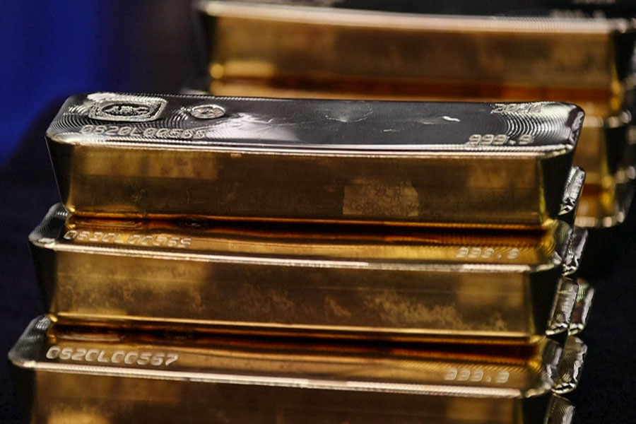 Precio del oro superó los 4,500 dólares por onza en operaciones asiáticas