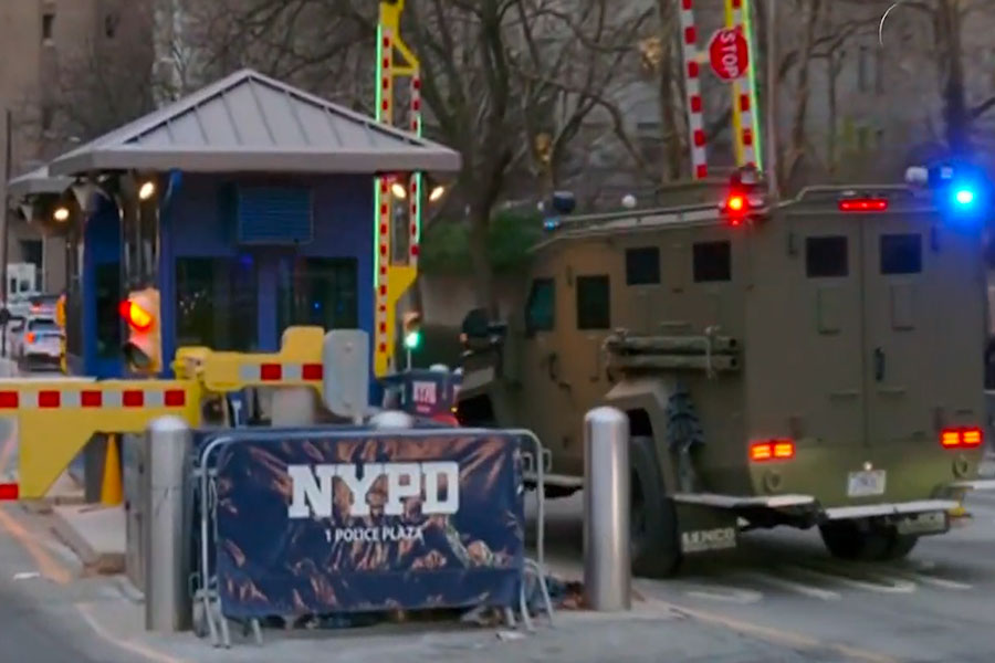 Trasladan a Maduro hacia tribunal para iniciar su juicio