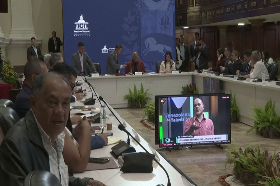 Parlamento venezolano anuncia amplia reforma de 29 leyes incluyendo hidrocarburos