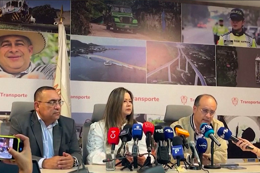 Colombia: accidente de avión dejó 15 muertos