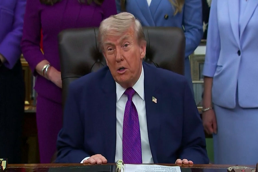 Presidente Trump hablará con Xi Jinping sobre la venta de armas a Taiwán