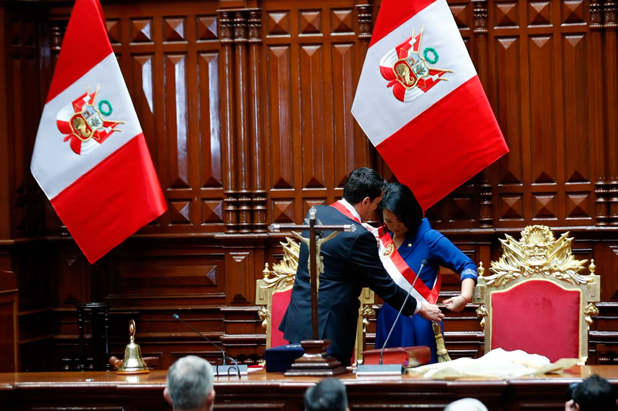 Keiko Fujimori jura como presidenta del Perú