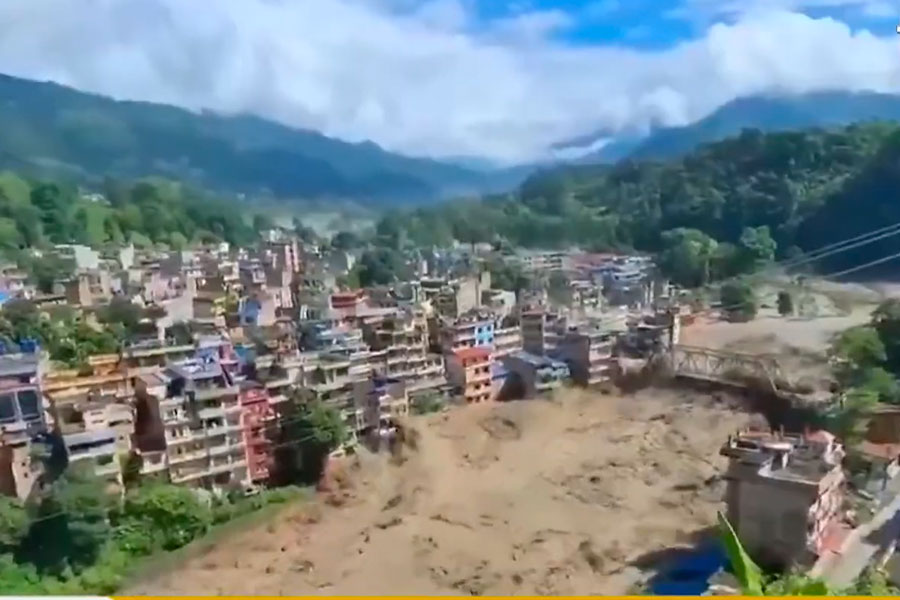 Nepal: fuertes desbordes en frontera con China deja cientos de desaparecidos