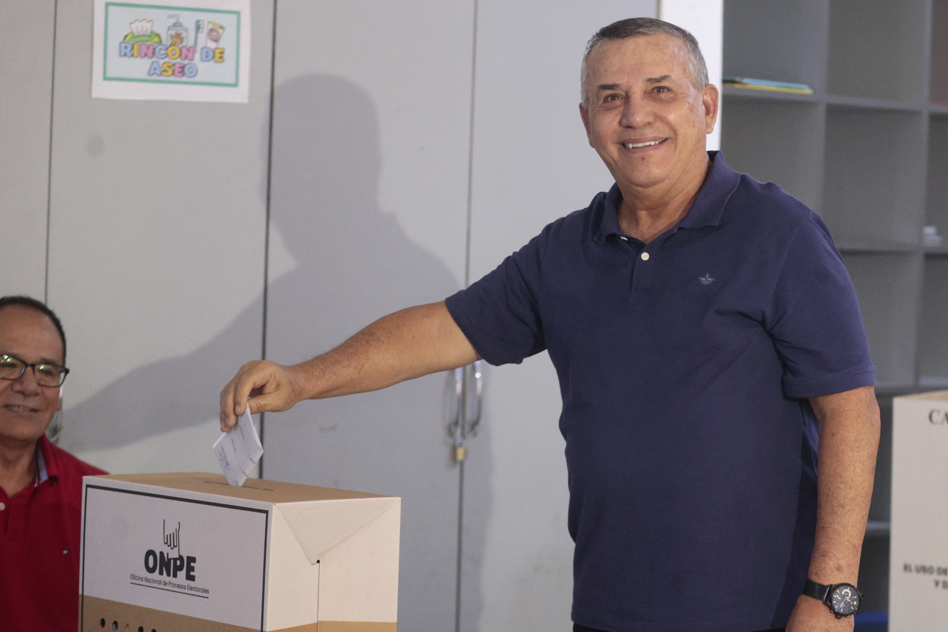 ERM 2026: Daniel Urresti, candidato por Podemos Perú emite su voto