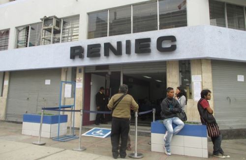 Propuesta del Reniec será revisada por el JNE que elegirá a los miembros de los Jurados Electorales Especiales.