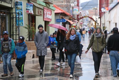 Lluvias fuertes a extremas se registrarán en la Sierra sur del país.