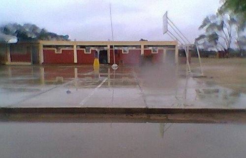 Cinco colegios de Lambayeque esperan que se apruebe obras de reconstrucción.