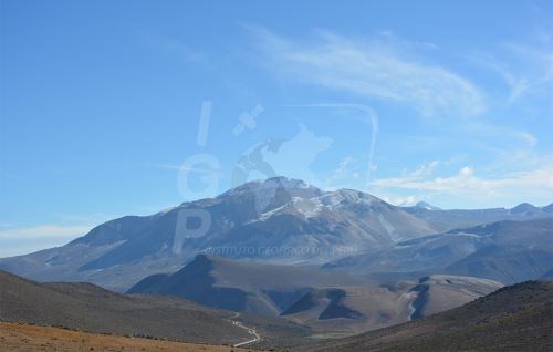 Defensa Civil de Moquegua realizará simulacro por actividad volcánica en zonas cercanas al volcán Ticsani.