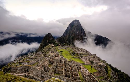 Machu Picchu es una construcción de origen Inca construida en el siglo XV.