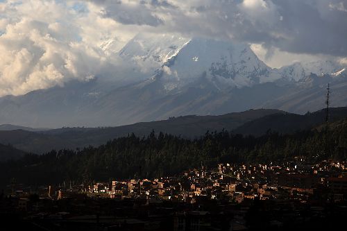 Ciudad de Huaraz, capital de la región Áncash, se ubica en la zona andina.