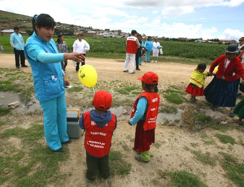 Brigadistas visitarán los diversos centros poblados de Puno para prevenir el sarampión.